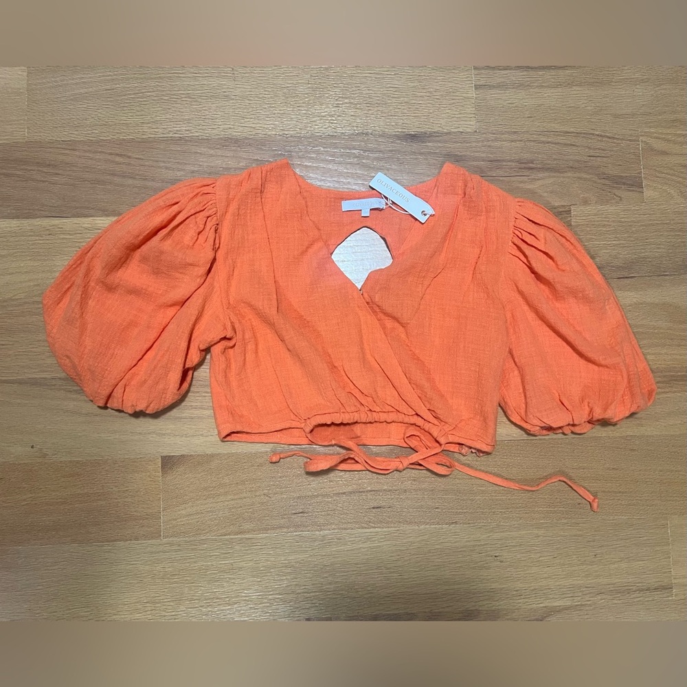 NWT OLIVACEOUS Orange Puff Sleeve Crop Top Size L